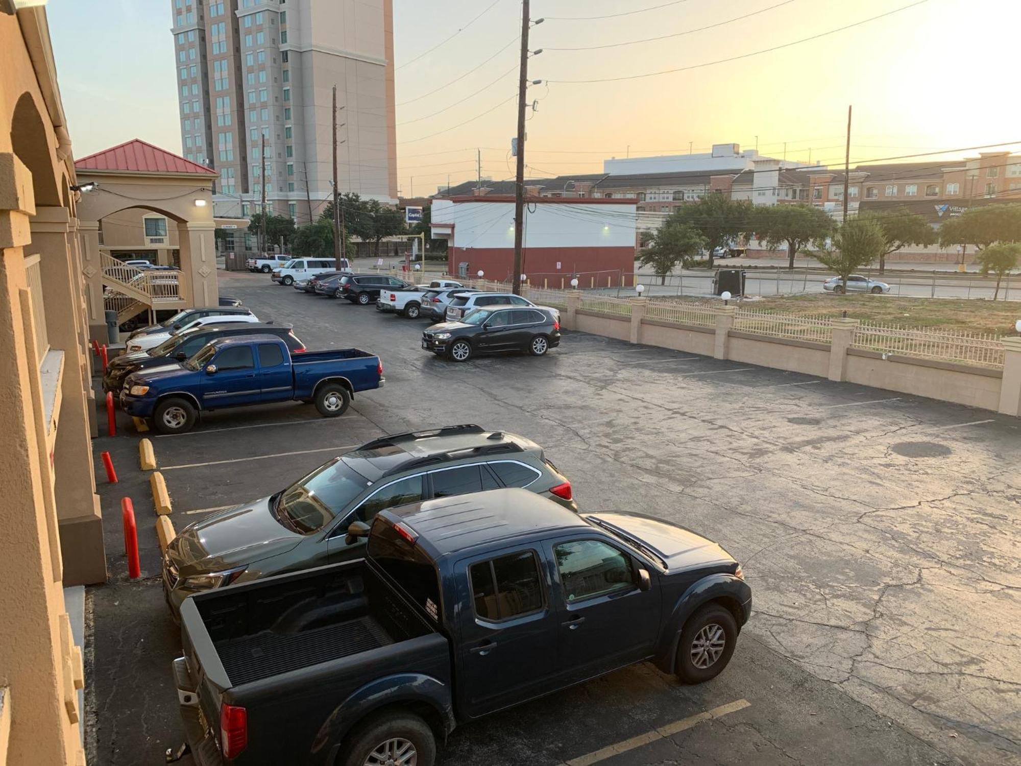 Americas Best Value Inn-Near Nrg Park/Medical Center Houston Exterior photo