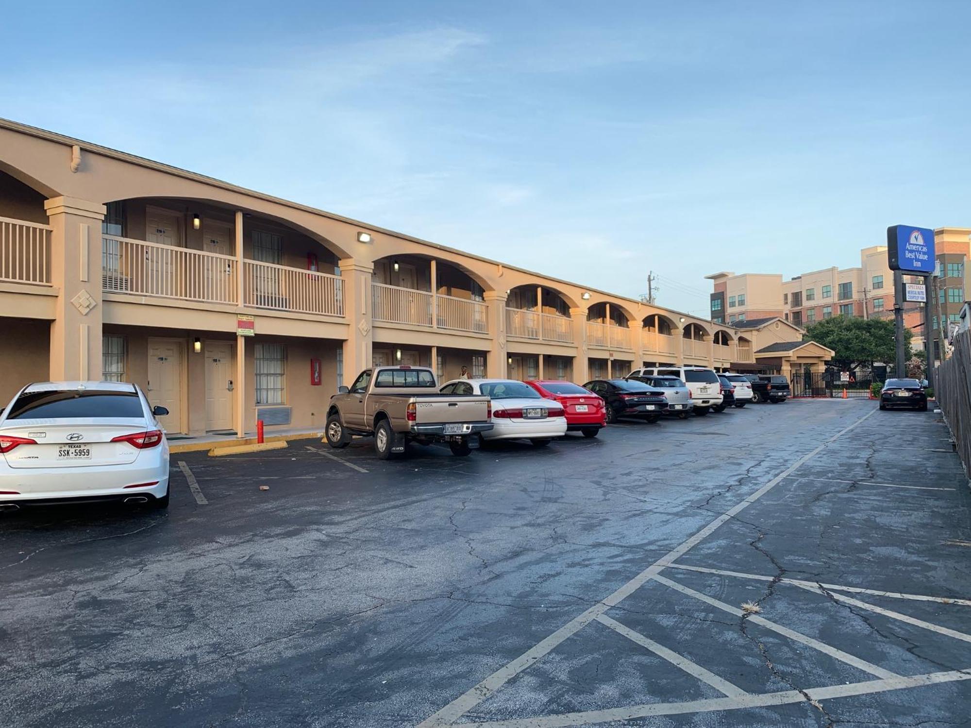 Americas Best Value Inn-Near Nrg Park/Medical Center Houston Exterior photo